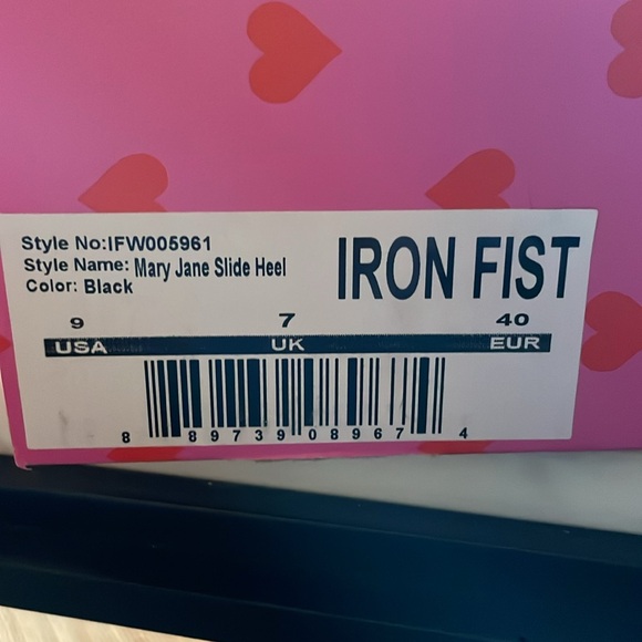 New In Box Mary Jane Slip On Heel; black velvet with beaded leaf - Picture 4 of 4